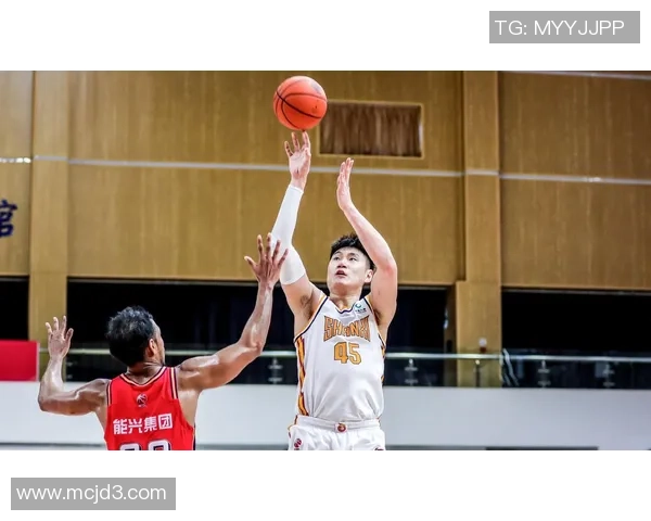 常林的奋斗历程与篮球梦想如何引领他走向成功之路