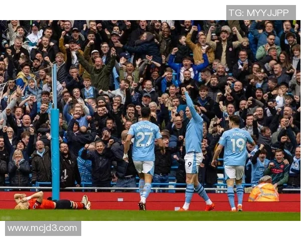 热刺与曼联激战正酣双方进球精彩瞬间回顾与分析 热刺与曼联激战正酣双方进球精彩瞬间回顾与分析